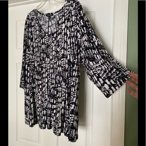 Roz & Ali Women’s Flowy Knit Top - Size 2X